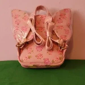 Betsey Johnson | Bags | Luv Betsey By Betsey Johnson Flower  display picture 2